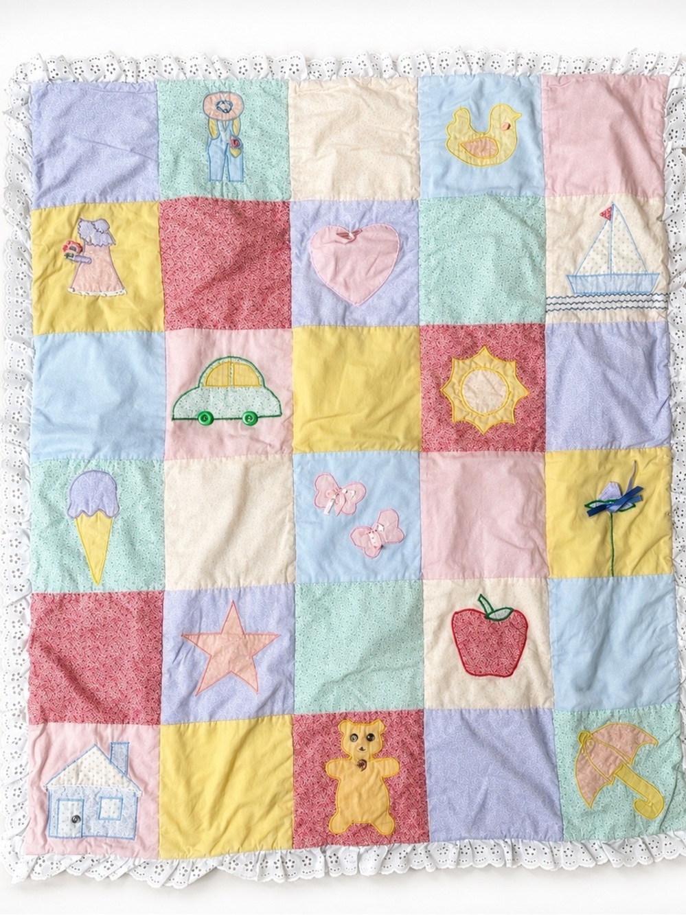 Vintage Handmade Baby Quilt Blanket with Eyelet Trim Approx 43" x 52"